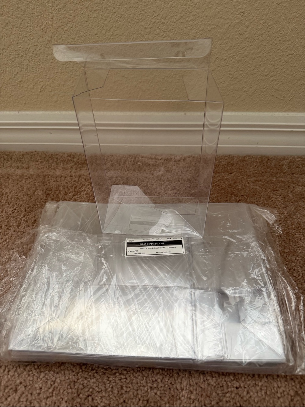 Clear Plastic Boxes - White/Clear -